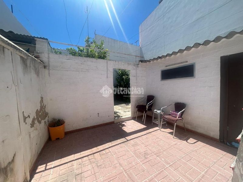 Foto 6425a2a4-28e7-489b-99b1-8d0f2dfd5d56. Casa  en venta en Paradas