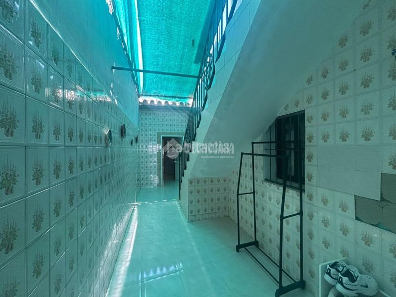 Foto dddf1ae6-b73b-442b-ad89-ab56b4257e4a. Casa  en venta en Paradas