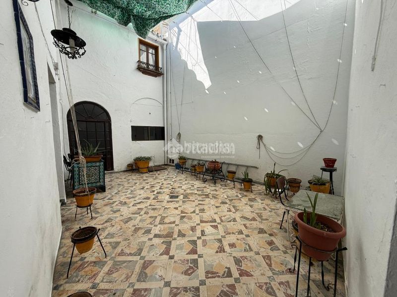 Foto 55a7d8fb-cd50-4858-aecb-34925357fa60. Casa aparellada a Arahal