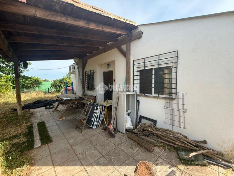Foto 71e6fa2f-89fa-4fa8-b49c-8ef44d6e82d1. Masia amb calefacció piscina a Arahal