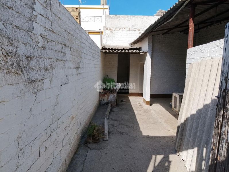 Foto 13ffcb65-156e-4df0-aee4-1e452a6d6dbf. Terreny residencial a Arahal