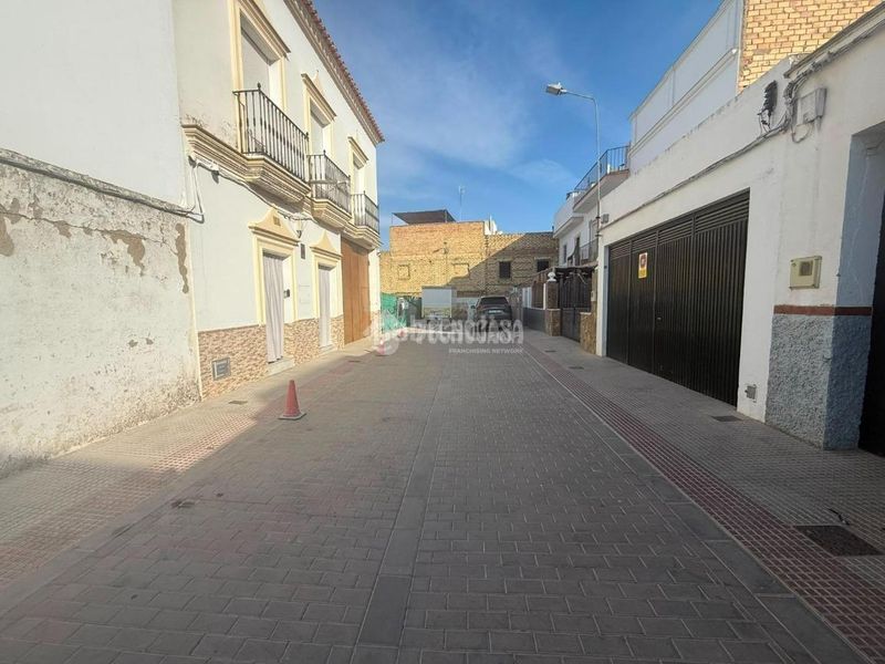 Foto 572e025e-3db6-46f1-8133-c2f423651009. Terreny residencial a Arahal