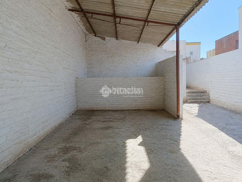 Foto 7030459d-f2d6-400a-87e7-533e7a4b7044. Terreny residencial a Arahal