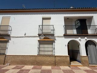 Doppelhaus  Los leones. Casa en venta en la puebla de cazalla