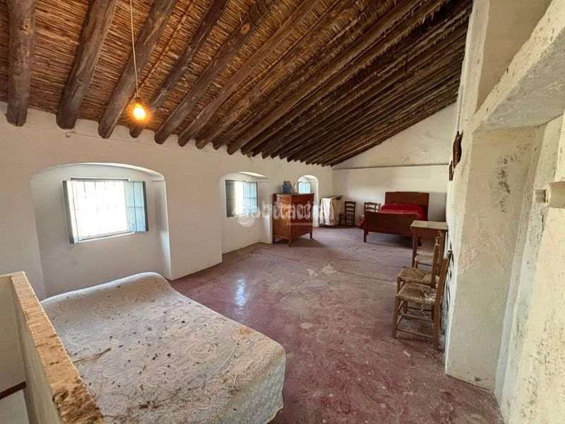 Foto 28d1a9d6-891c-490d-a17f-4bb2e3474c2f. Casa aparellada a Osuna