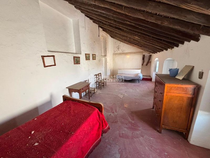 Foto 476e53fb-10ba-48f7-b1c7-6867a10d7b39. Casa aparellada a Osuna