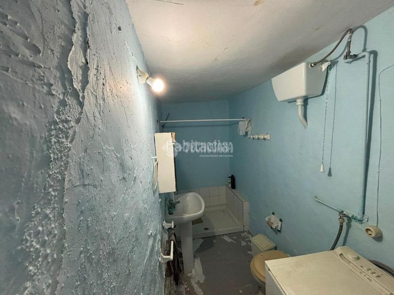Foto 52b51b7d-ea92-4113-b794-e5f278878e3b. Casa aparellada a Osuna