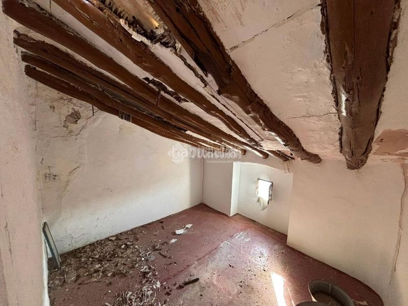 Foto 9db89471-6652-4d60-ac6e-2804811968ab. Casa aparellada a Osuna