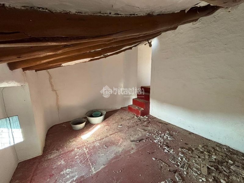 Foto a6c250d1-642f-4a85-aa4b-35feb3b45b03. Casa aparellada a Osuna