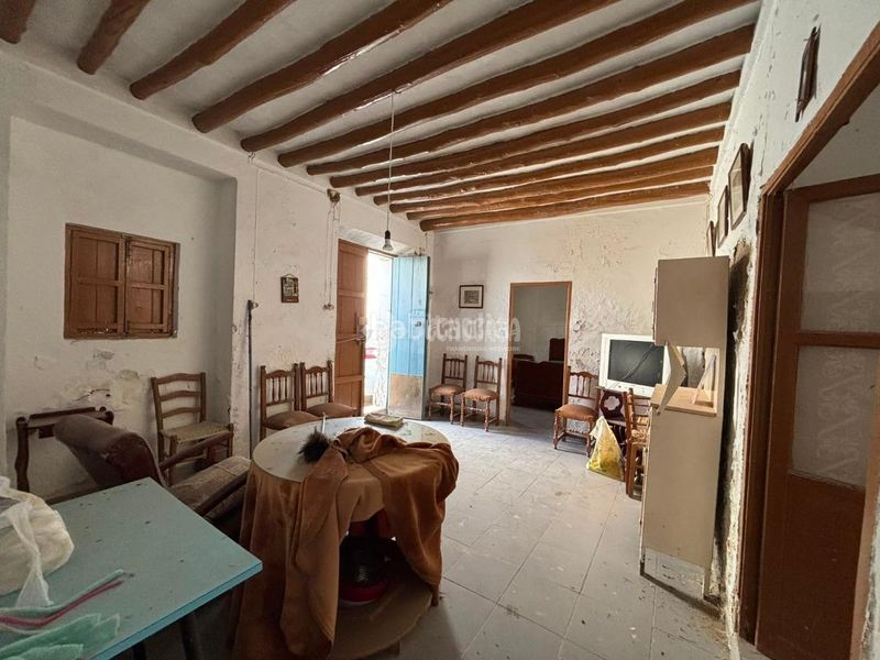 Foto b61d1ca1-fd9a-4728-8aac-c32b431c1c9c. Casa aparellada a Osuna