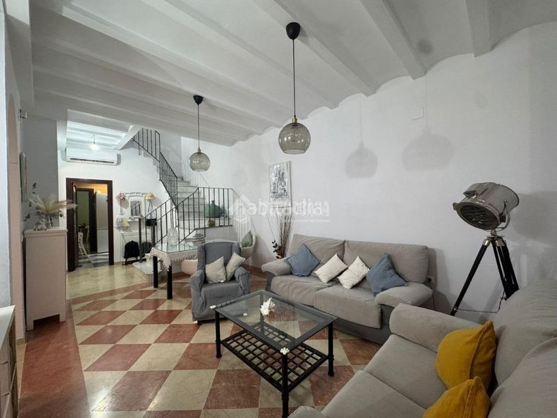 Foto 0533ba1f-6215-4e09-8ab3-2b7edf06aa9e. Casa aparellada a Osuna