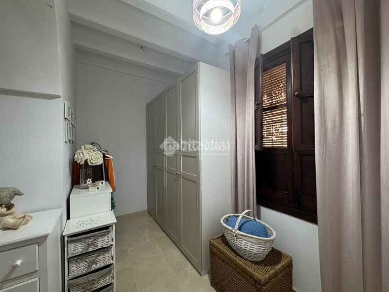 Foto 56827530-62a4-4a58-8ff8-cb176f425b65. Casa aparellada a Osuna
