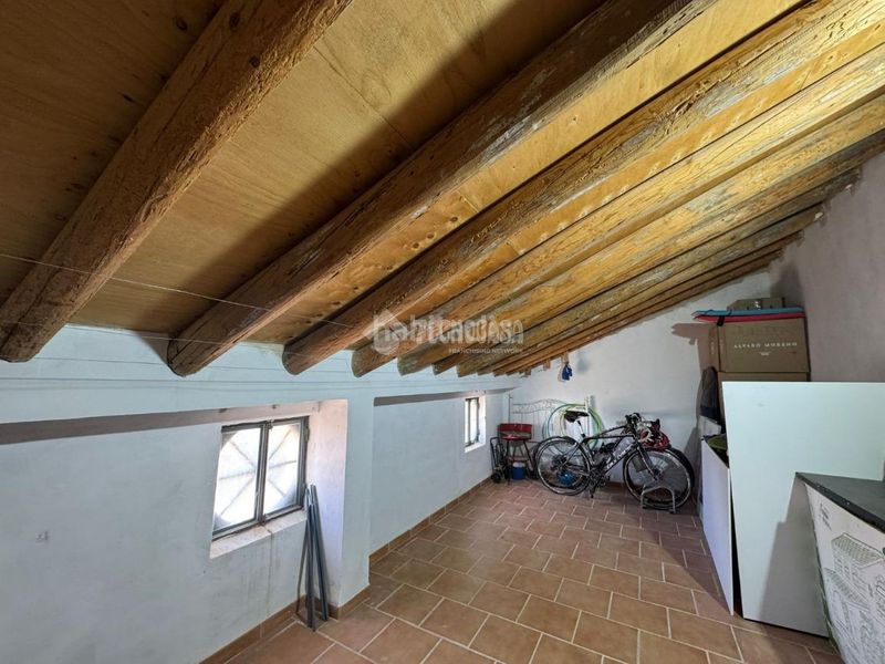 Foto 7d41d492-d063-4e34-bb32-a376f25b3b64. Casa aparellada a Osuna