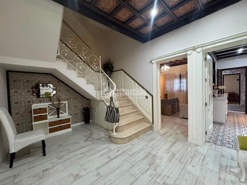 Foto 49af8fa1-8781-4fa4-9549-59445d5f57ee. Towny house with parking in Osuna