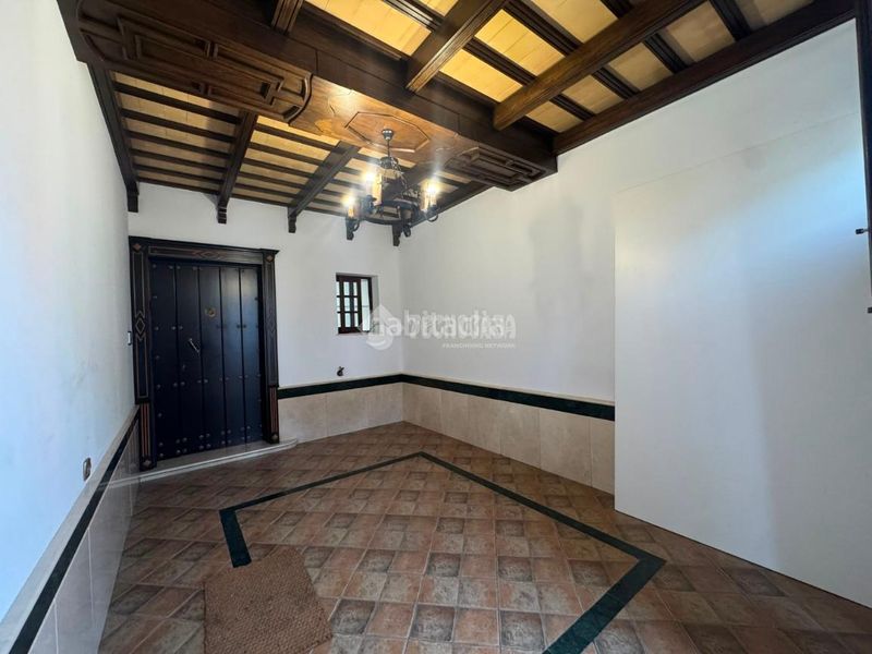 Foto 5e669c5a-3705-4893-a5f0-2dddec20930c. Towny house with parking in Osuna