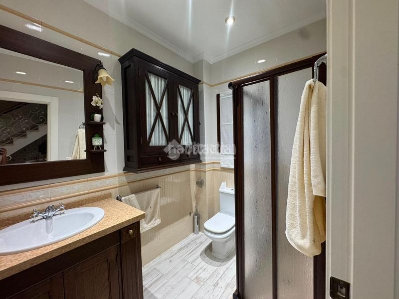Foto b5840079-6b33-43a1-8460-8545c24c617f. Towny house with parking in Osuna