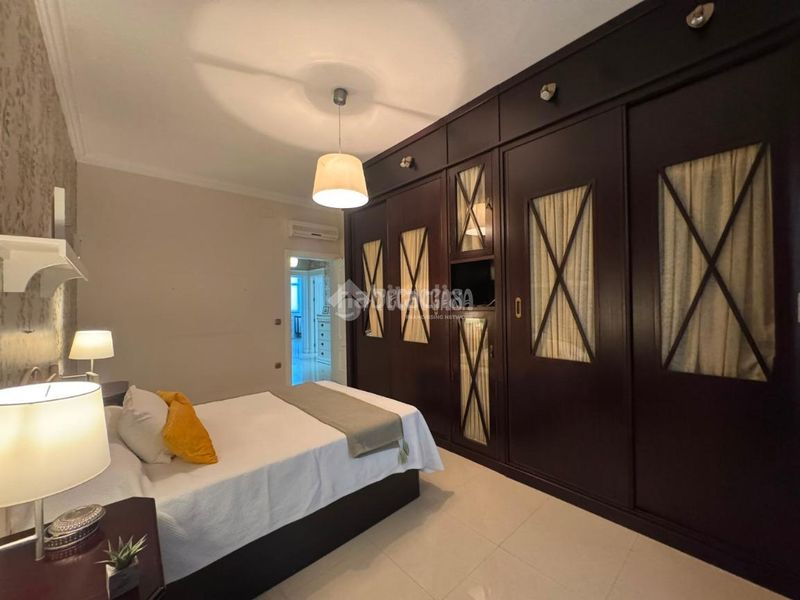 Foto fa4a24de-9c38-4d66-9c67-1a4978151dfa. Towny house with parking in Osuna
