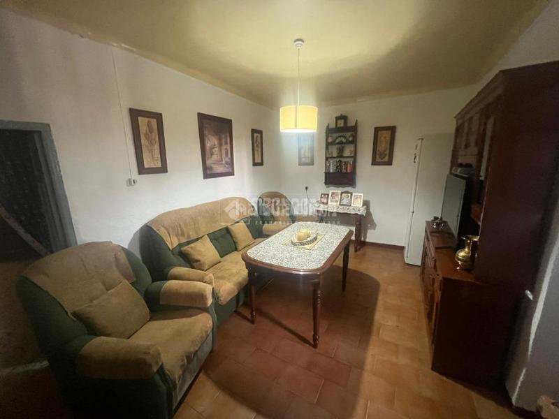 Foto 45930bd1-82c3-4941-9894-cc843acfab10. Casa amb aparcament a Osuna
