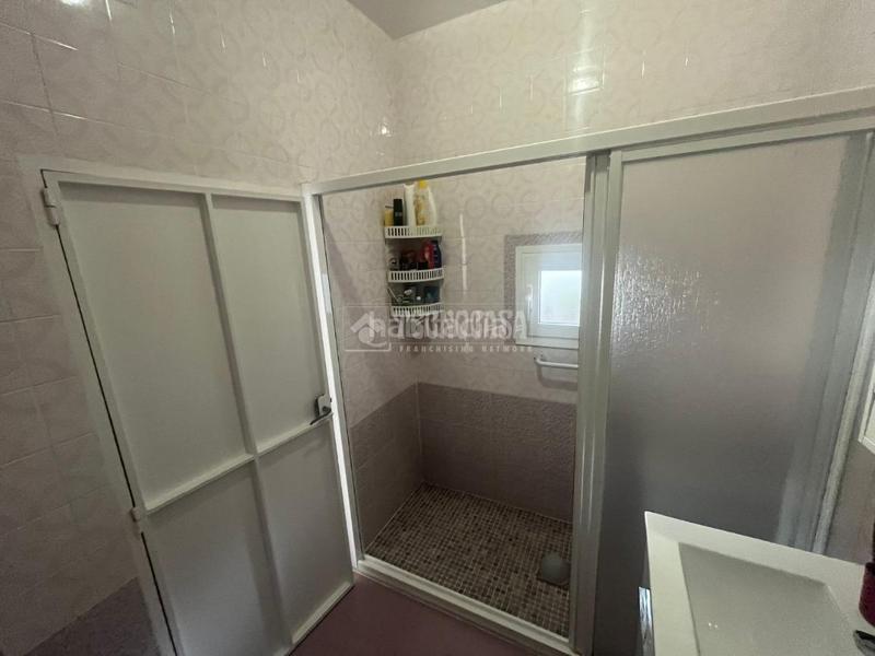 Foto 727720fd-4491-4b37-ab06-646ec5528f8b. Casa amb aparcament a Osuna