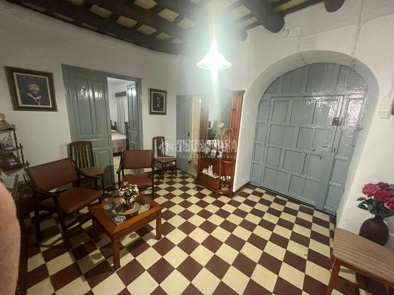 Foto 8847a7ee-93dc-484b-9364-a911959fdd48. Casa amb aparcament a Osuna