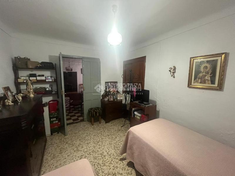 Foto 8aec13bf-537e-4109-a935-4a2e4cc861af. Casa amb aparcament a Osuna