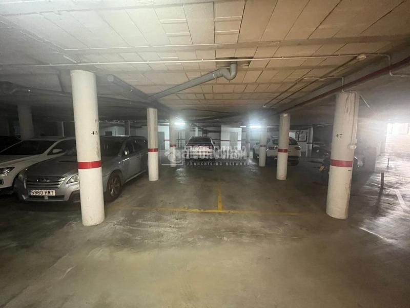 Foto 0055a512-ea77-45ae-9707-3e78d4420c8a. Posto auto in Osuna