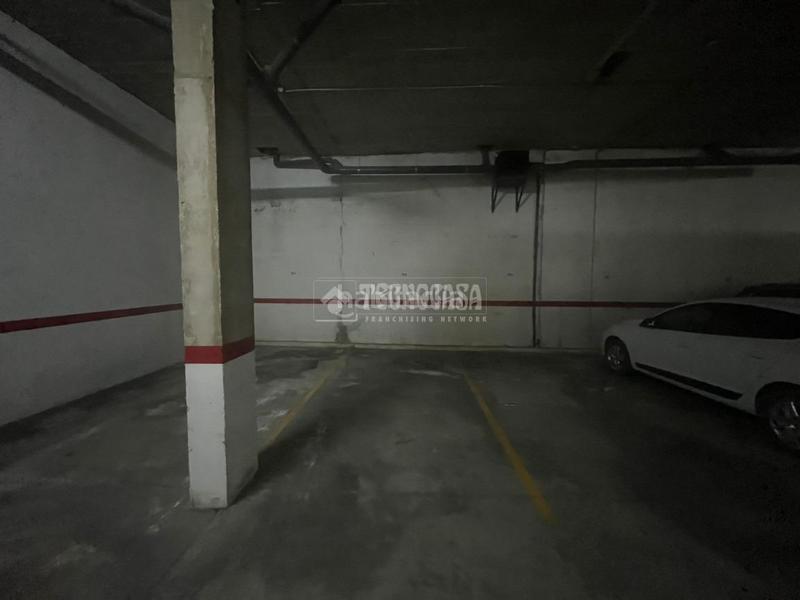 Foto b008e263-e9f5-479c-94f8-6b49e494d6ed. Posto auto in Osuna