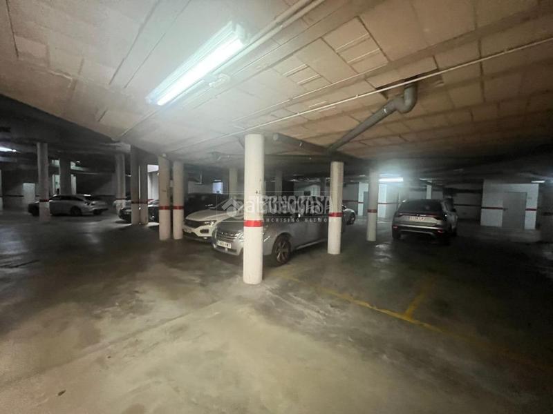 Foto a9f8bc0d-6370-4687-a41f-22487024cb77. Posto auto in Osuna