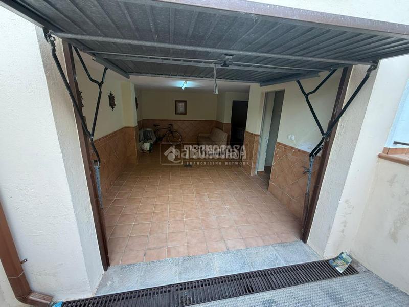 Foto b631d435-4952-4c06-800e-e00136a2c691. Casa pareada casa en venta en Sierra de Yeguas