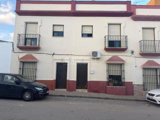 Haus  C. cristóbal colón. Casa en venta en la lantejuela