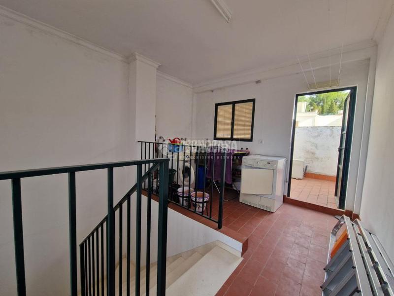 Foto 6e8c57bd-b86c-44e9-aaf0-adb54237f6ff. Maison jumelée dans Osuna