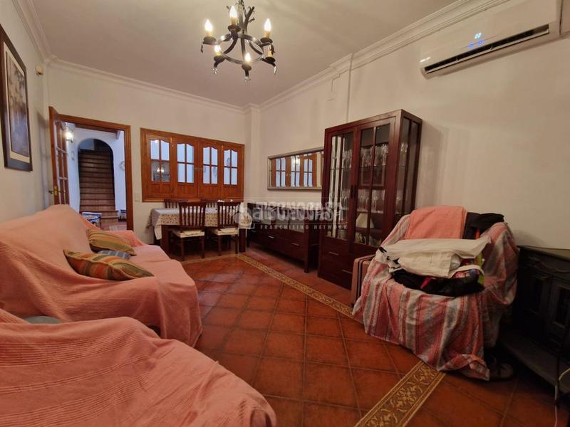 Foto 84114bf3-db64-4bb6-940a-94f48f228770. Maison jumelée dans Osuna