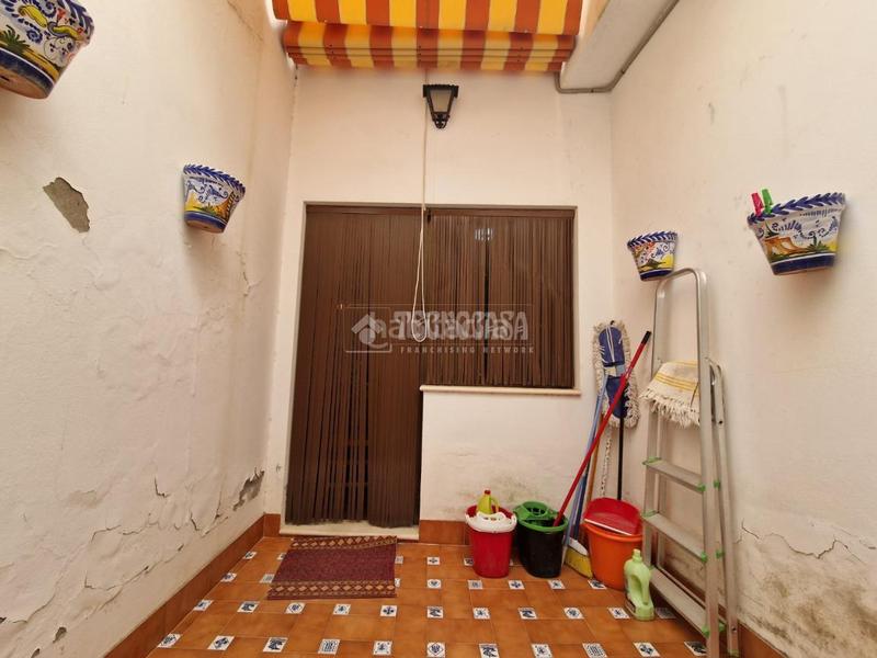Foto 857dbbca-9be0-481e-b2c3-dd8da88fdd30. Maison jumelée dans Osuna
