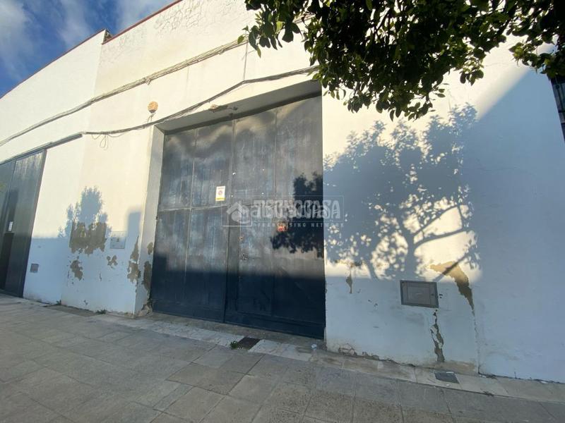 Foto 4a35a5ca-3077-4061-8c0a-316318f8c630. Area edificabile industriale in Osuna