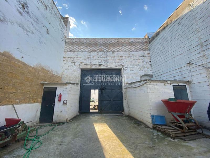 Foto 7e9938b2-ae4b-4590-92da-c560ec081630. Area edificabile industriale in Osuna