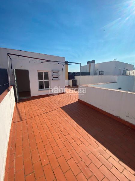 Foto 44c896c4-a64a-4655-bdab-0f13395176b2. Pis a Sanlúcar la Mayor