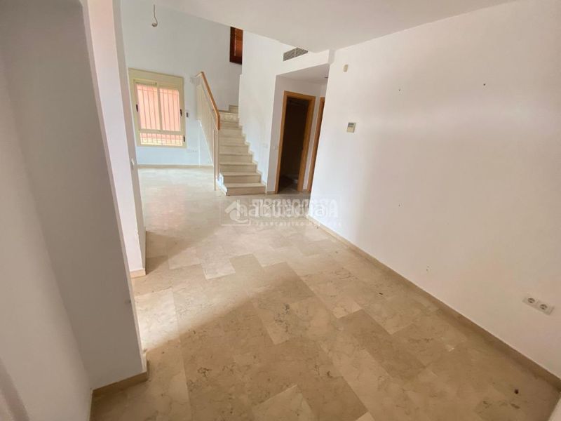 Foto 0dcd4eb6-f908-4422-b03f-60b1c099b454. Casa pareada casa en venta en Sanlúcar la Mayor