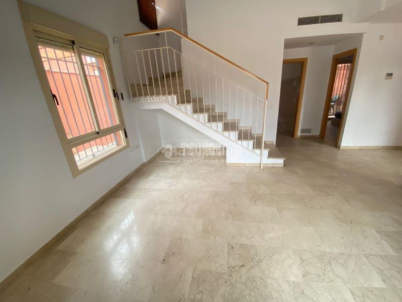 Foto bb150849-381c-4f74-a836-23d519d48bbd. Casa pareada casa en venta en Sanlúcar la Mayor