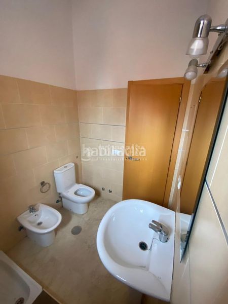Foto ced9e125-e737-4c45-8bc4-cf51256ea6b2. Casa pareada casa en venta en Sanlúcar la Mayor