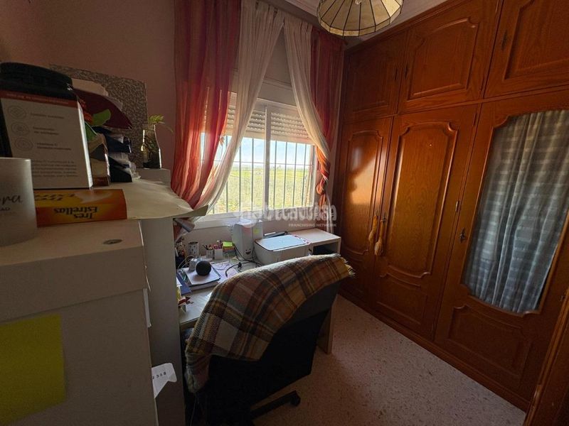 Foto fafc3b0b-c500-45c3-b71d-e035de4c7748. Casa a Olivares