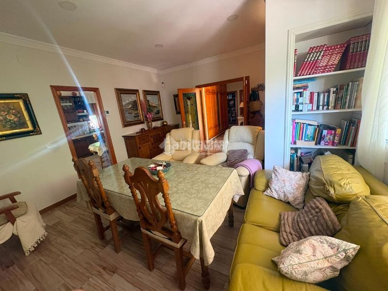 Foto df9ab208-99e8-48d5-a21d-f21450989840. Casa a Espartinas pueblo Espartinas