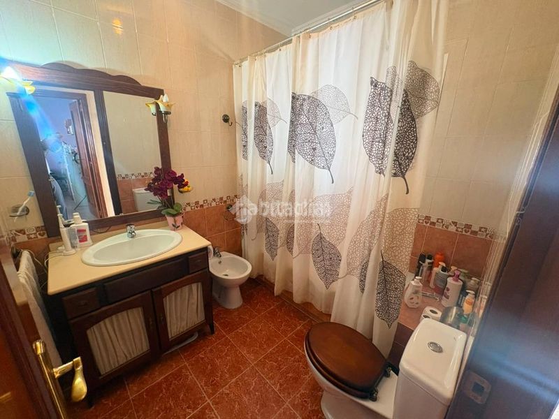 Foto 7be9b453-1425-4eee-90fe-665487c8481a. Casa aparellada a Umbrete