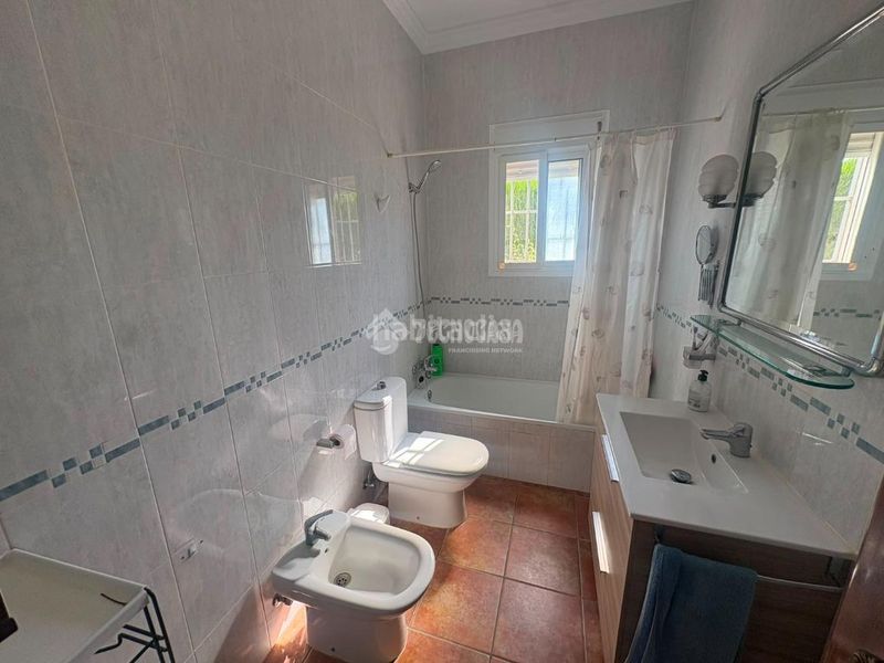 Foto d95b4935-d1aa-4b0c-854f-0ca2a5b75c0b. Casa amb calefacció a Loreto Espartinas