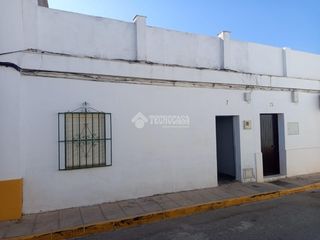 Casa aparellada a Sanlúcar la Mayor