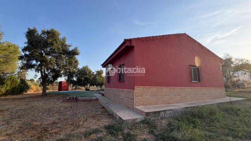 Foto 8cc2b419-2d97-4d83-b544-59d02e222000. Casa  en venta en Sanlúcar la Mayor