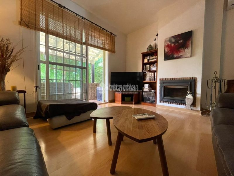 Foto d5c166b8-e40d-4fb2-a6c2-3b70e2b53d04. Casa  en venta en Loreto Espartinas