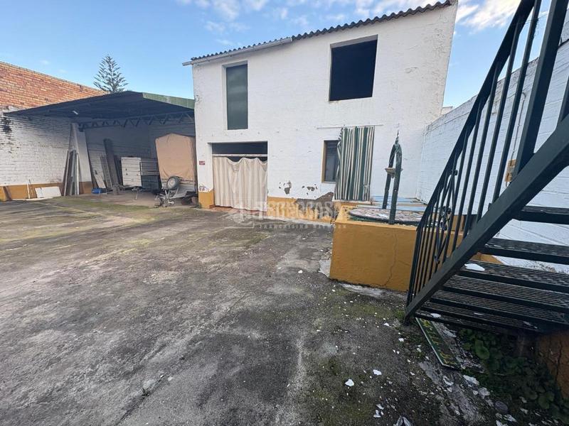 Foto 3ee659ea-5634-4519-8e7b-67478f8362f0. Casa pareada casa en venta en Olivares