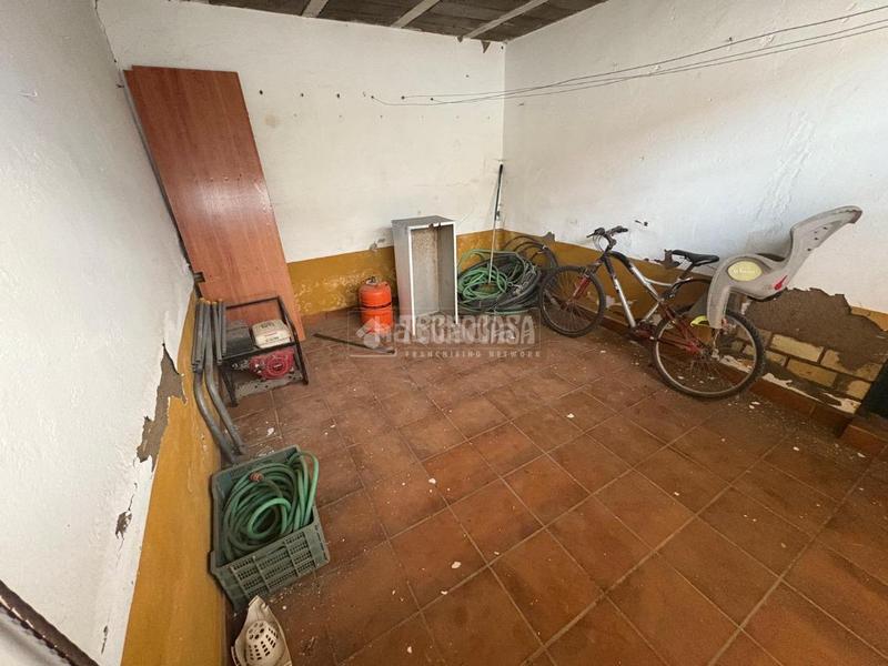 Foto f6354ae2-2601-446f-bb33-8bd3a6cab94c. Casa pareada casa en venta en Olivares