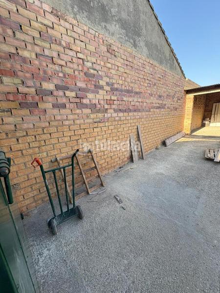 Foto 6c8da7d2-a1f1-43a3-aba8-39b9809712c2. Casa pareada casa en venta en Albaida del Aljarafe