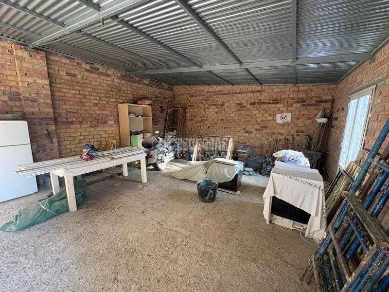 Foto 90481f68-7bd9-4d90-bc5e-b4059bc97a61. Casa pareada casa en venta en Albaida del Aljarafe